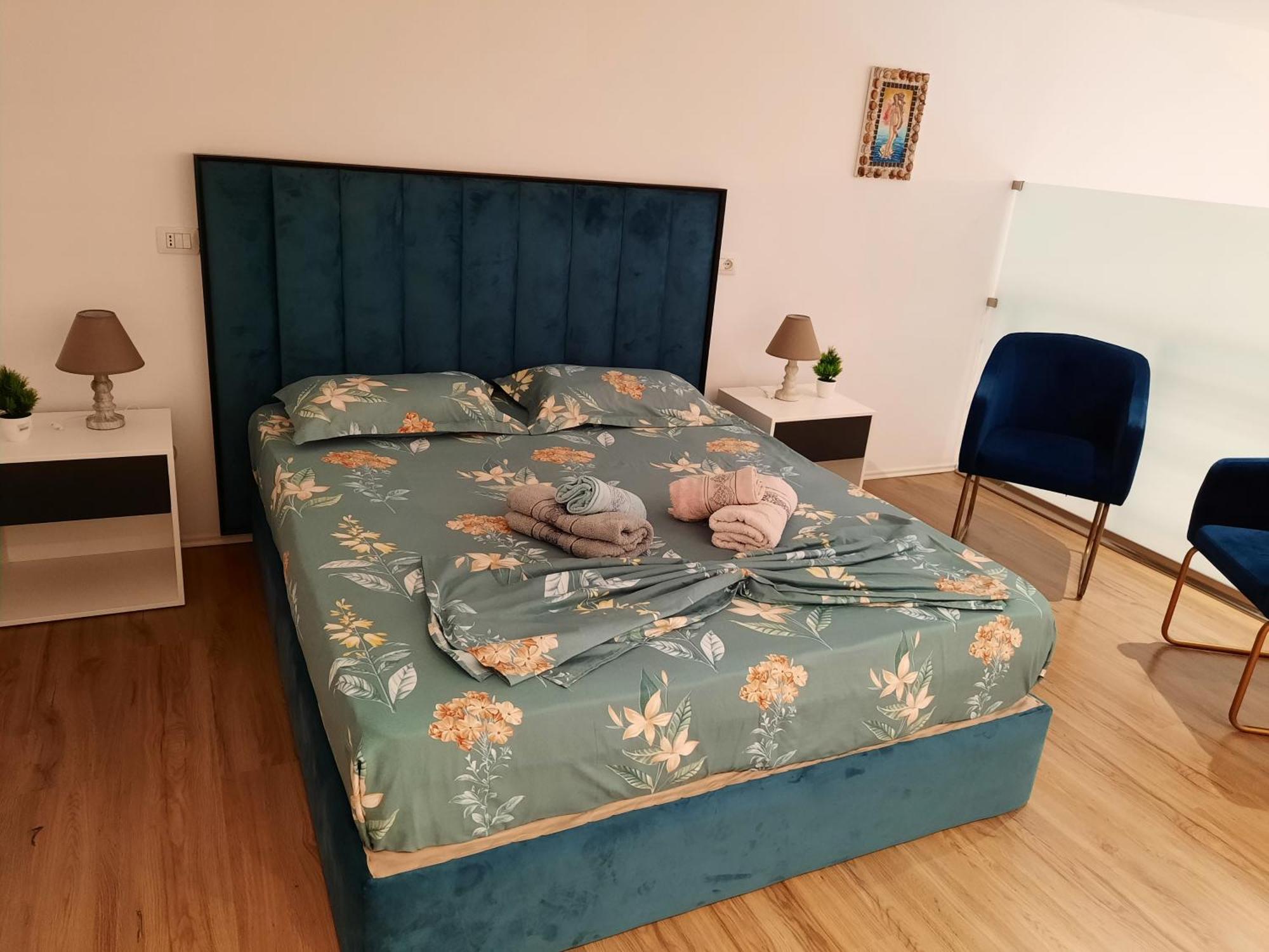 Apartament Me Qera Dublex Lungomare Vlorë Cameră foto